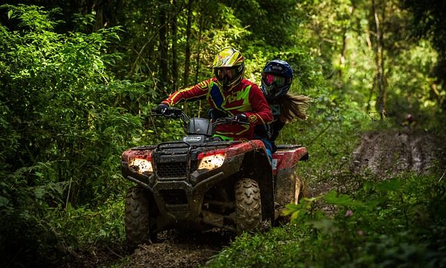 Ile jedzie quad 200?